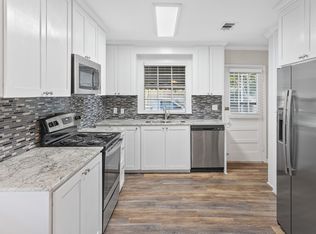 759 Avenue D, Port Allen, LA 70767