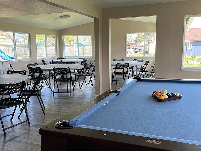 Churchill Village Apartments — Photo 4