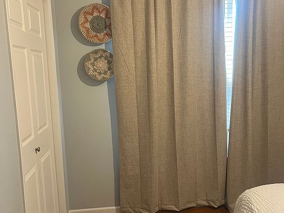 2nd image of 3811 Kings Green Dr