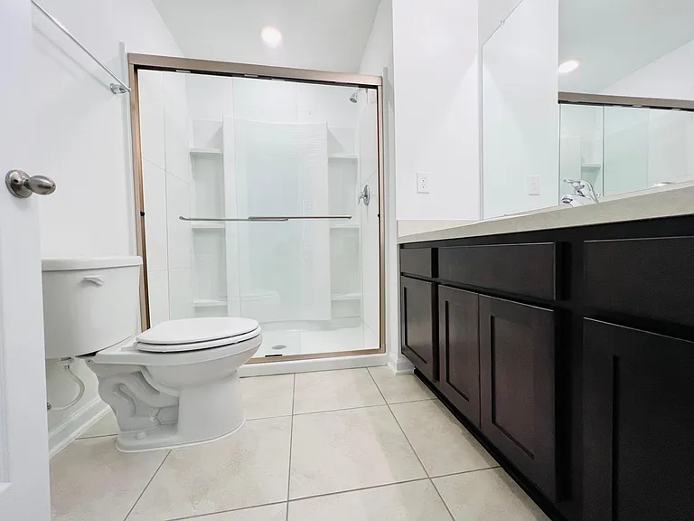 8332 Asteroid St — Photo 12
