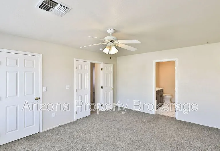 4601 E Scott Ave — Photo 30