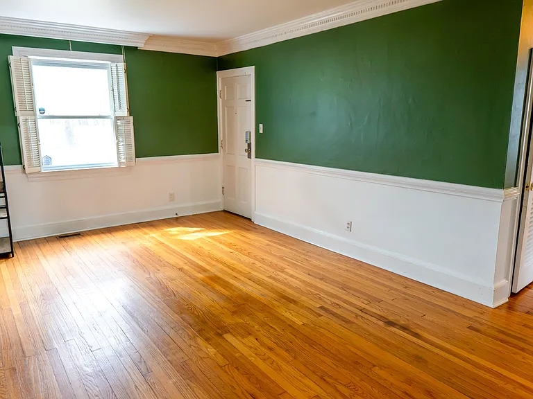 314 N Shore Rd #A — Photo 5