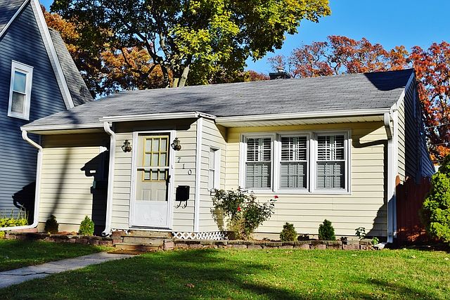 1st image of 710 Ellwood Ave