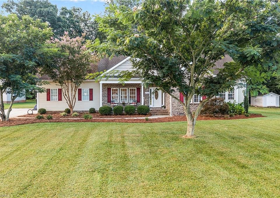 13562 Us Highway 158, Reidsville, NC 27320 MLS 1116286 Zillow