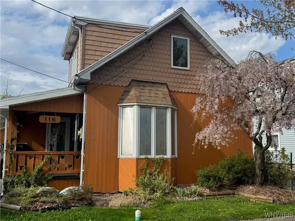 116 Fuller Ave, Tonawanda, NY 14150