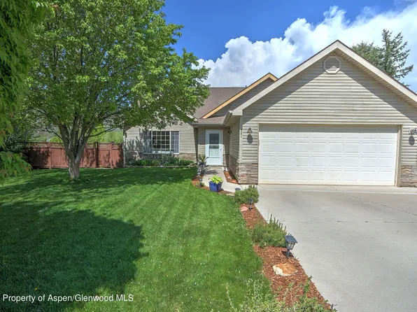 321 Mesquite Ct, New Castle, CO 81647