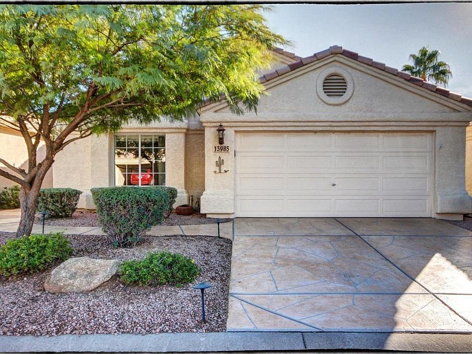 1st image of 13985 W Pueblo Trl