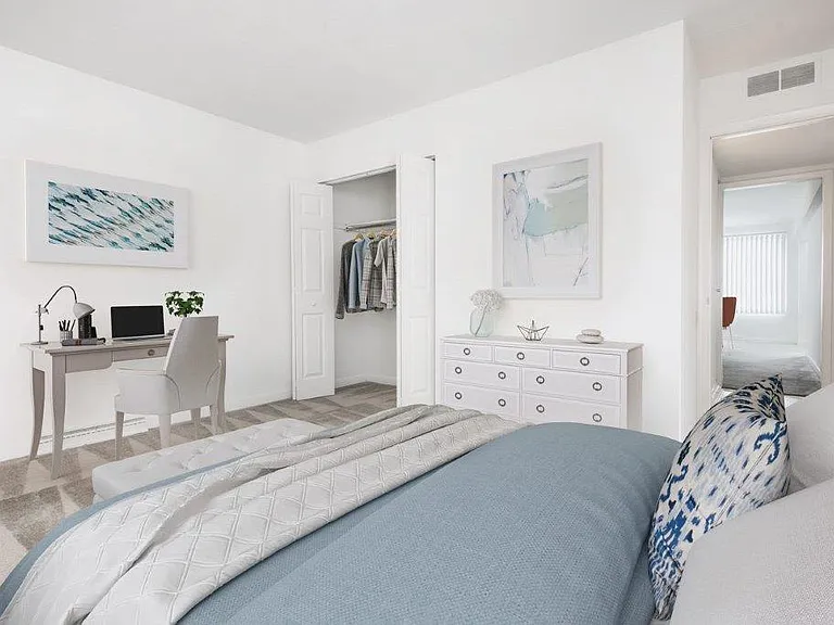 Emerald Springs Apartment Homes — Photo 16