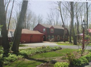 W9071 School Rd, Hortonville, WI 54944