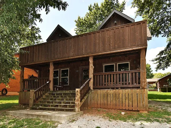 803 Galyan St, Stockton, MO 65785