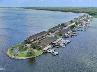 77 Breakers Ln, Ridgeland, MS 39157