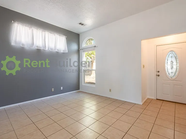 1864 Blackberry Rd NE — Photo 6