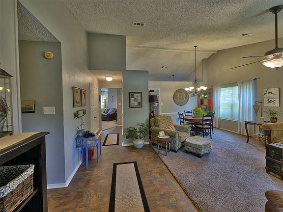 5th image of 4633 Freeman Dr
