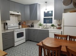 1814 Chandler Rd, Ann Arbor, MI 48105