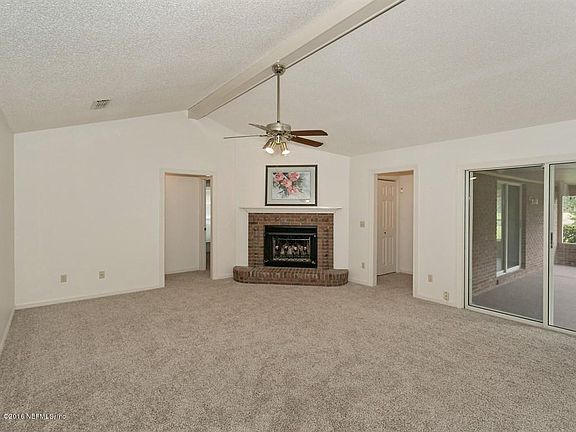 3rd image of 9041 Camshire Dr