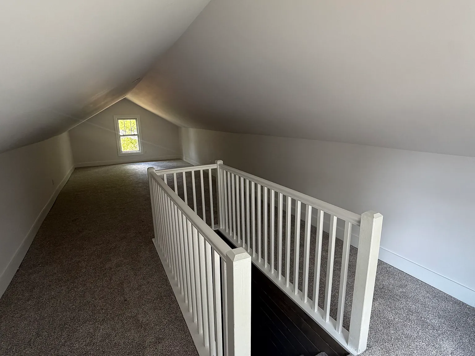 3 bed, 1806 sqft, $2,350 — Photo 4