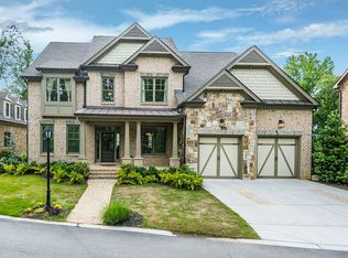 3916 Mabry Rd NE, Roswell, GA 30075