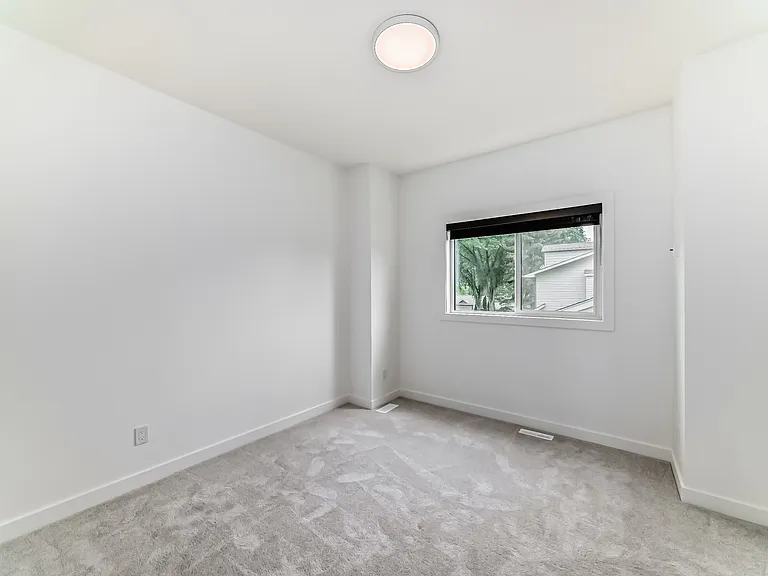 6415 93rd St NW #MAIN — Photo 27