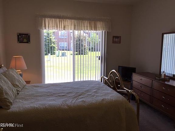 5th image of 51682 Hale Ln