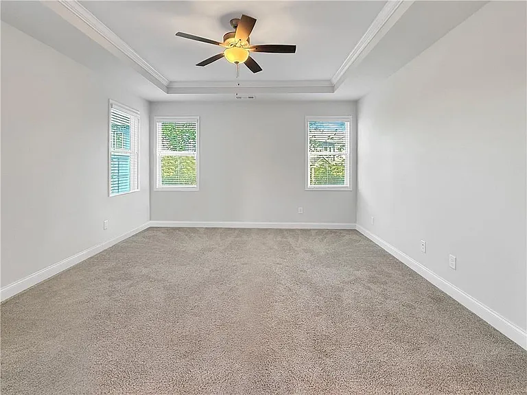 5100 Hillington Way — Photo 12