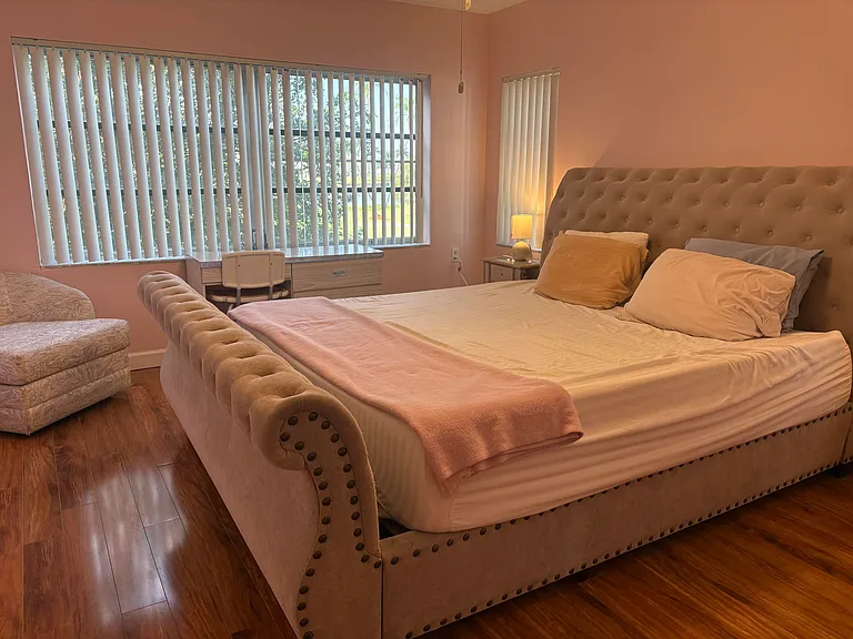 4602 Martinique Way #H2 — Photo 10