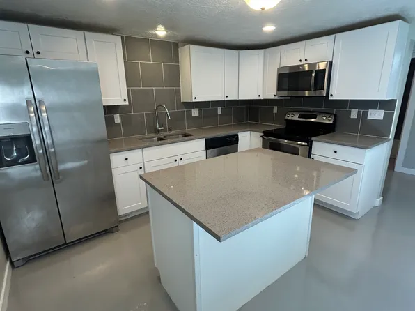 3157 S Elmer St, Magna, UT 84044