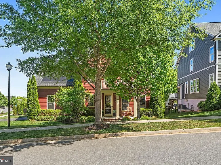 17243 Miss Packard Ct — Photo 3