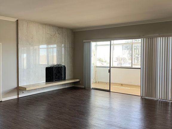 2nd image of 1285 Barry Ave #5n6nfn0cv