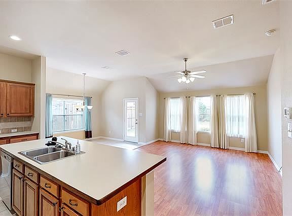 2nd image of 12304 Sunrise Dr