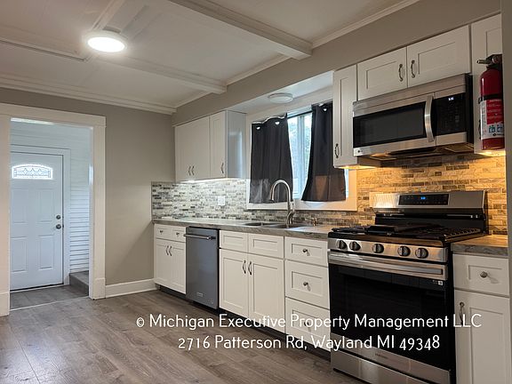 5th image of 2716 Patterson Rd