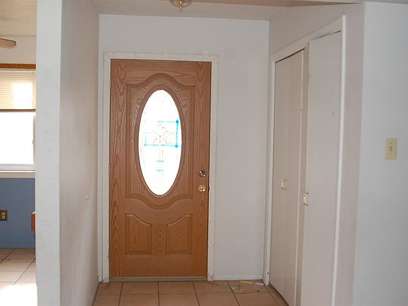 2nd image of 2421 Avenida De Las Campanas