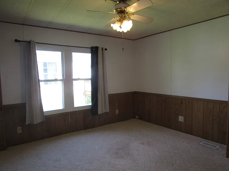 14446 Slim St — Photo 10