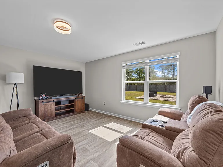 186 Everett Yopp Dr — Photo 11