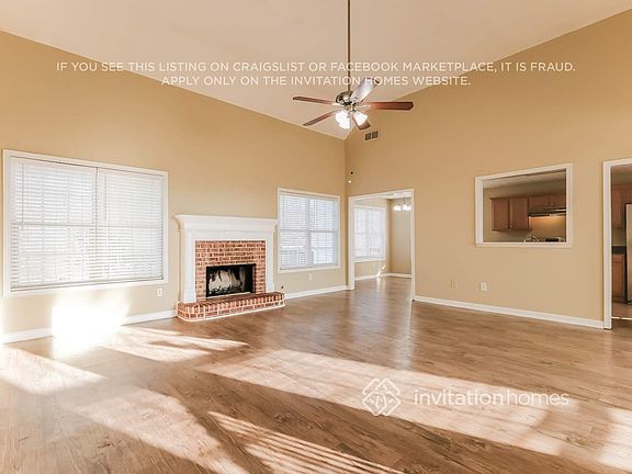 4th image of 2600 Santa Fe Ct SE