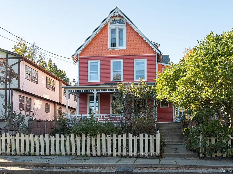 52 Jefferson St — Photo 1