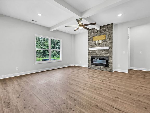 5th image of 18 Miller Farm Lot 18