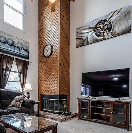 5th image of 895 Sunset Cir