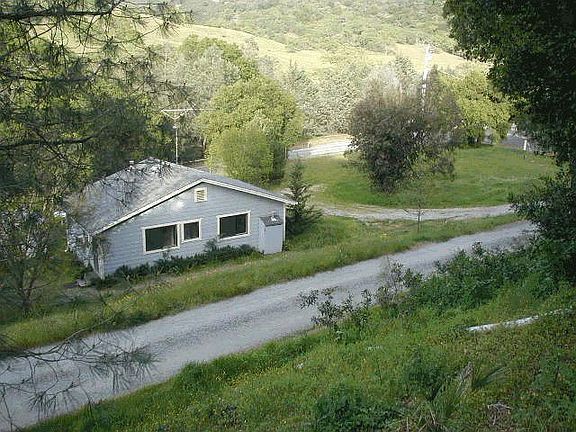 Separate house on lower acreage