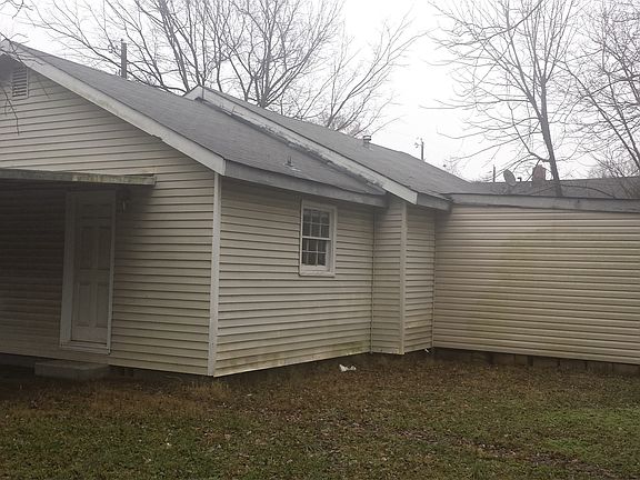 3rd image of 2907 Battle Dr NW