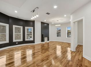 3928 W Fillmore St, Chicago, IL 60624