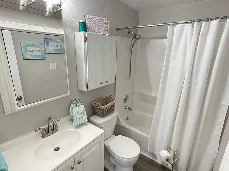 1740 Hanover St — Photo 20