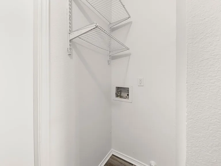 3709 Martha Ln — Photo 23