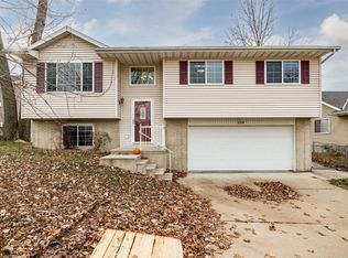 225 Grand Ave, Marion, IA 52302