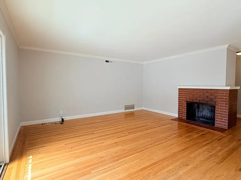 1771 Lynwood Dr — Photo 20