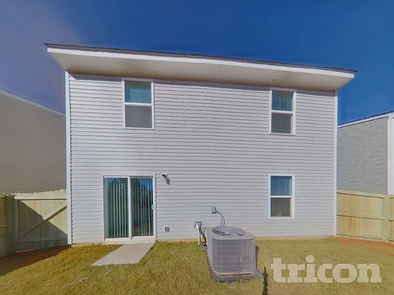 2186 Southlea Dr — Photo 22