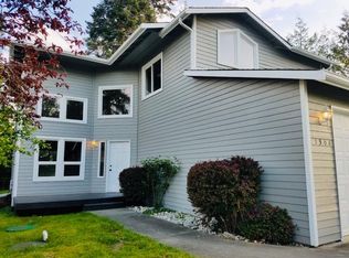 1304 Hickory Way, Freeland, WA 98249