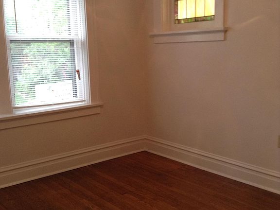 4th image of 3952-3954 Shaw Blvd
