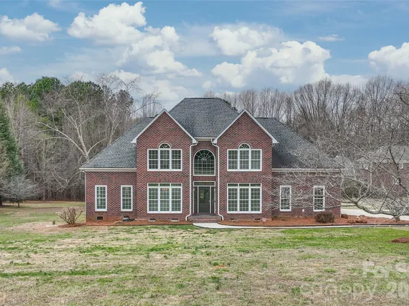 1264 Willow Oaks Trl, Matthews, NC 28104