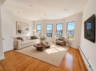21-50 41st St #2, Astoria, NY 11105