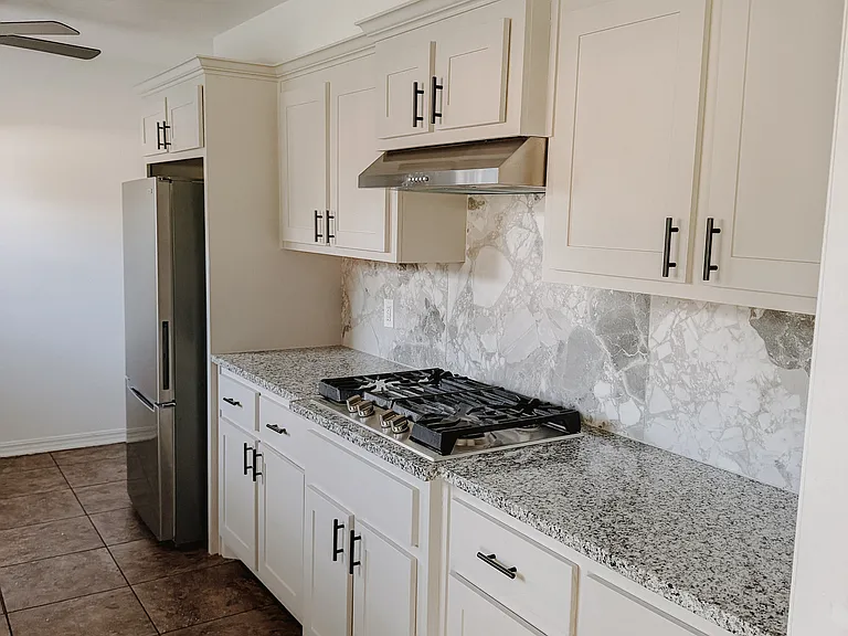 6336 N Hammond Ave — Photo 7